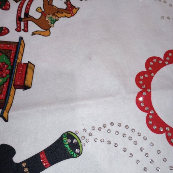 Embellished Felt Christmas Tree Skirt - Picture 4 of 6